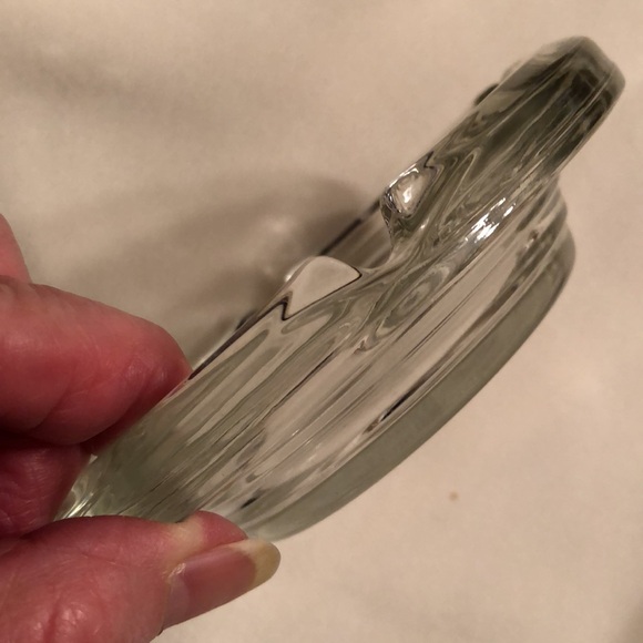 VINTAGE ROUND CLEAR GLASS ASHTRAY 4 1/2” x 1” TRINKETS RINGS COINS DISH - #438 - Picture 3 of 6